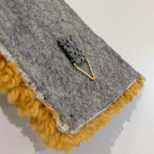 Handtuftad matta - Blixt Gul