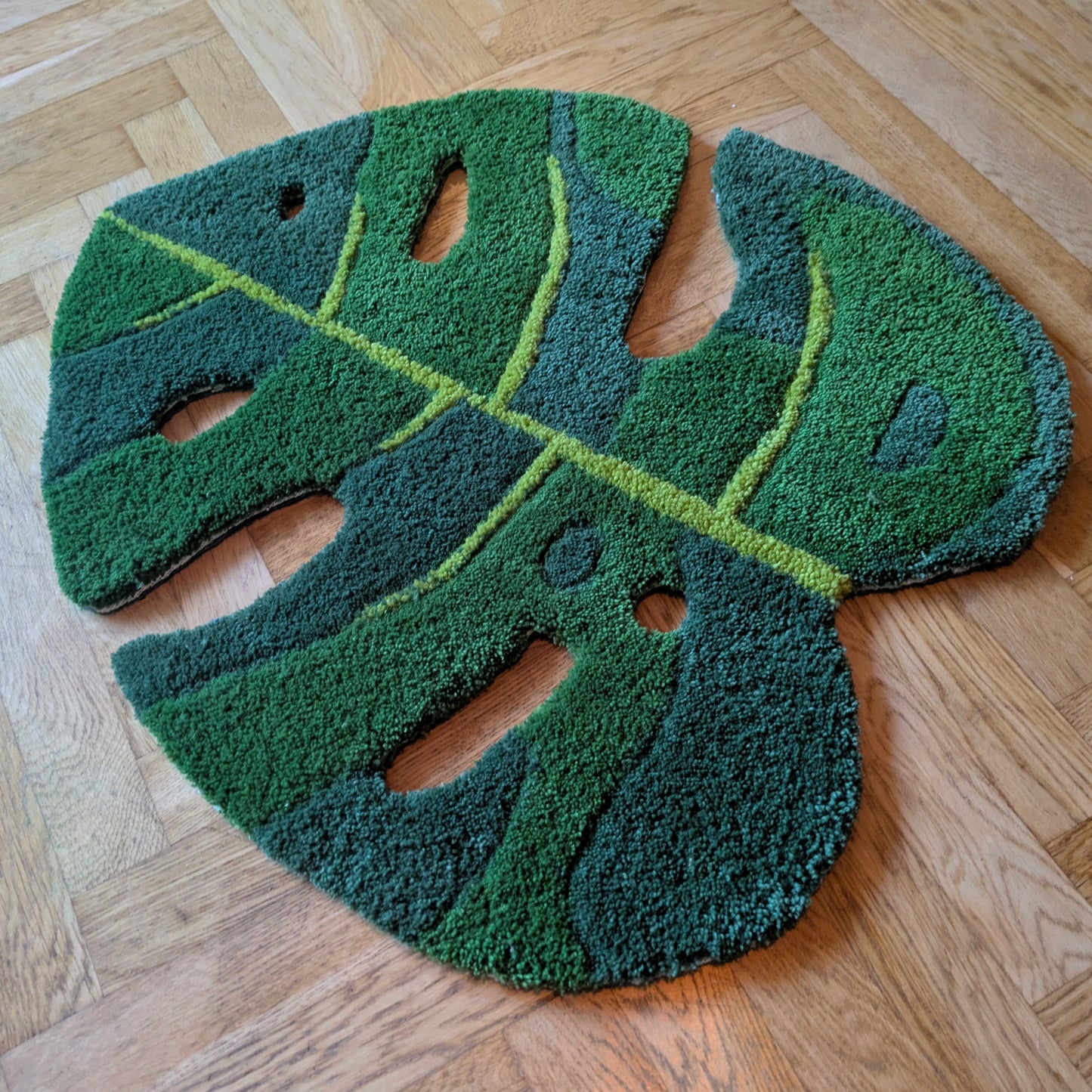 Handtuftad - Monstera